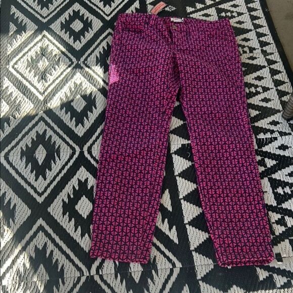 NWT Vineyard Vines Pink and purple corduroy Jeans Size 4   E - Picture 1 of 10
